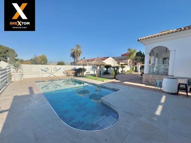 Exclusiva casa de 202 m2 en venta Alcantarilla, Murcia