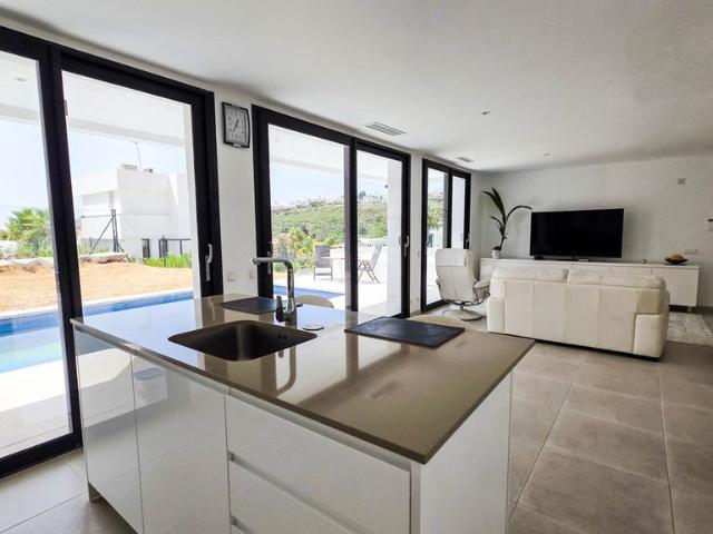 Exclusiva casa de 218 m2 en venta Castillo de la Duquesa, España