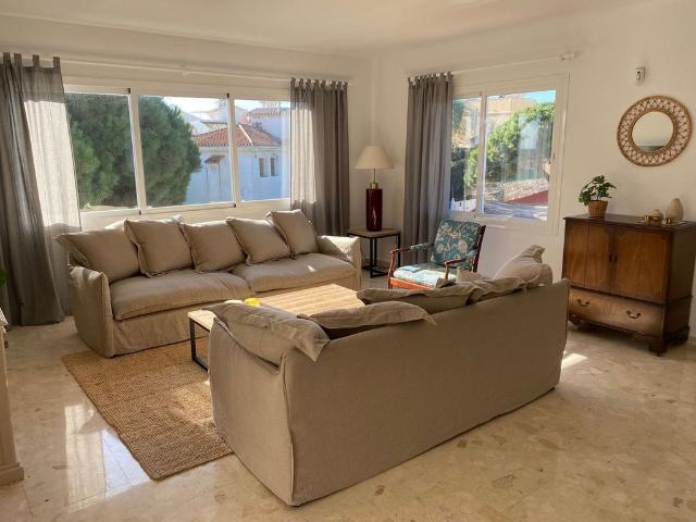 Exclusiva casa de 225 m2 en venta Riviera del Sol, España