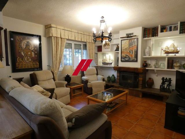 Exclusiva casa de 240 m2 en venta Guadarrama, Comunidad de Madrid