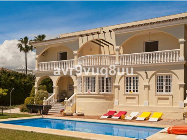 Exclusiva casa de 250 m2 en venta Mijas, España