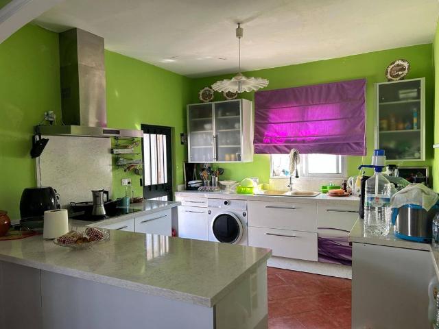 Exclusiva casa de 252 m2 en venta Aljarafe, Andalucía