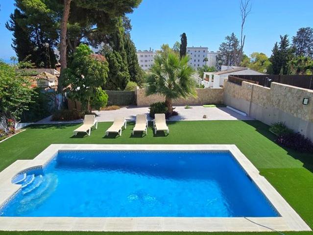 Exclusiva casa de 253 m2 en venta Torremolinos, España