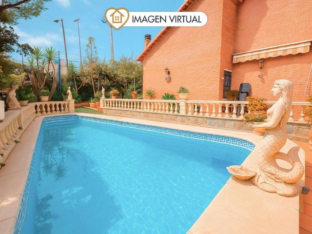 Exclusiva casa de 259 m2 en venta Sant Vicenç dels Horts, España