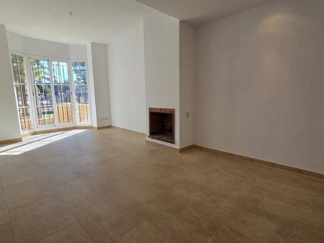 Exclusiva casa de 266 m2 en venta Dos Hermanas, Andalucía