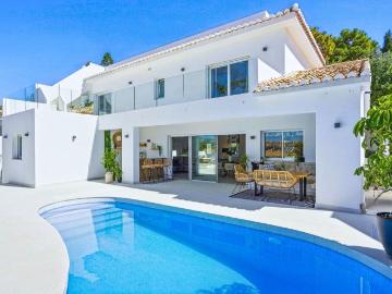 Exclusiva casa de 279 m2 en venta Mijas Costa, España