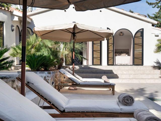 Exclusiva casa de 291 m2 en venta Nueva Andalucia, España