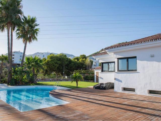 Exclusiva casa de 294 m2 en venta Benalmádena, España