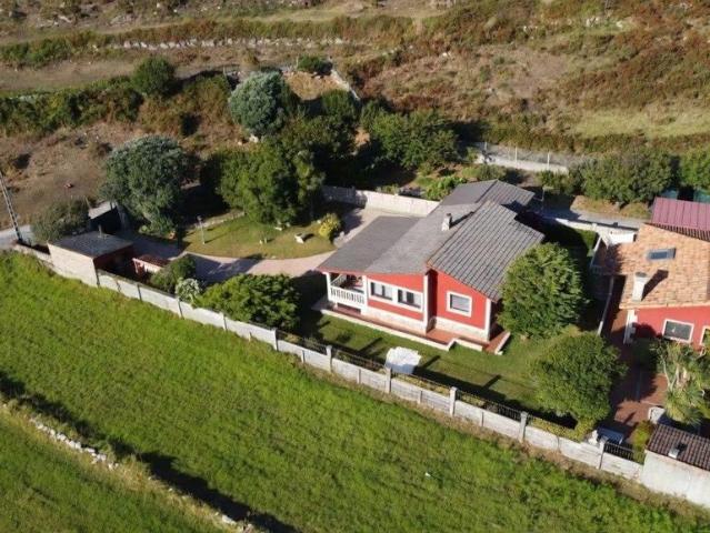 Exclusiva casa de 297 m2 en venta Oia, Galicia
