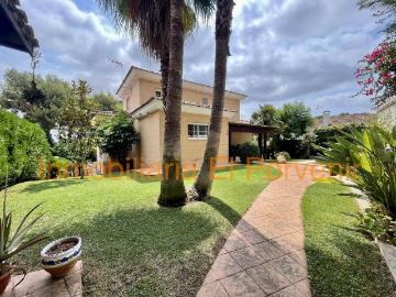 Exclusiva casa de 317 m2 en venta Torrente, Comunidad Valenciana