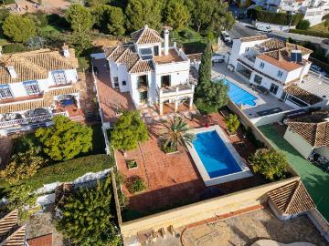 Casa en venta en Santangelo - Jardín, Piscina