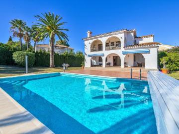 Casa de alto standing de 337 m2 en venta Estepona, España