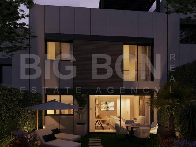 Exclusiva casa de 340 m2 en venta Esplugues de Llobregat, Cataluña