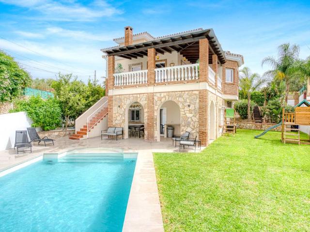 Exclusiva casa de 360 m2 en venta Mijas, Andalucía