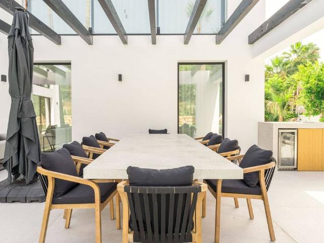 Exclusiva casa de 360 m2 en venta Nueva Andalucia, Andalucía
