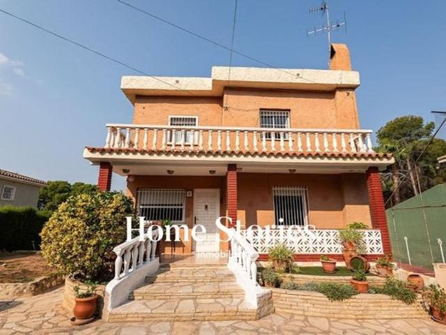 Exclusiva casa de 398 m2 en venta Paterna, España