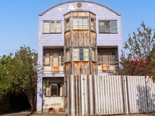 Exclusiva casa de 3 pisos en Barrio céntrico Quillota