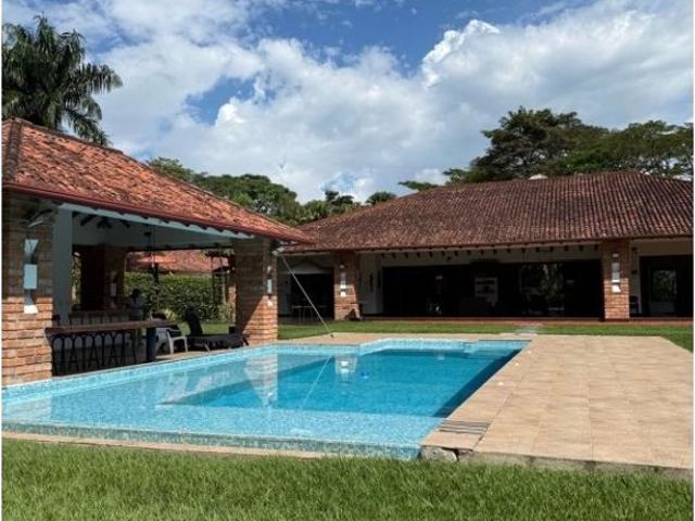 Casa de campo de alto standing de 6 dormitorios en venta Villavicencio, Departamento del Meta