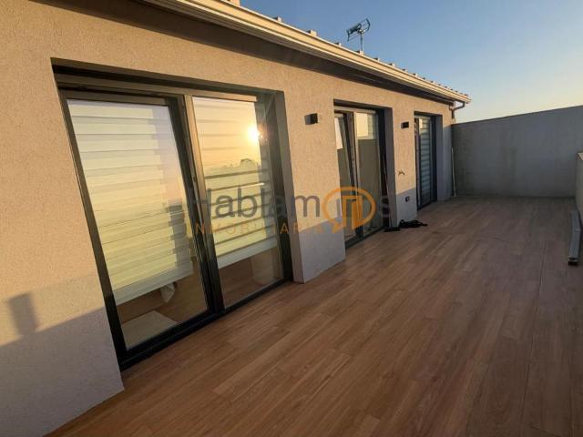 EXCLUSIVA CASA DE DISEÑO EN VILAGARCIA DE AROUSA