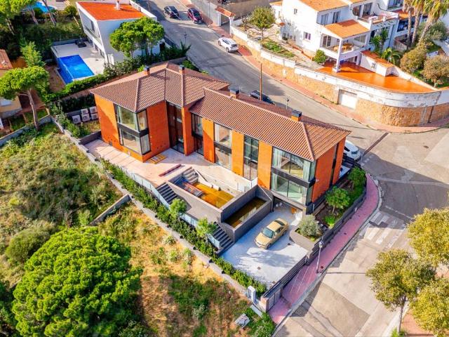 Exclusiva casa de obra nueva en un entorno inigualable 0m² Sant Feliu de Guíxols