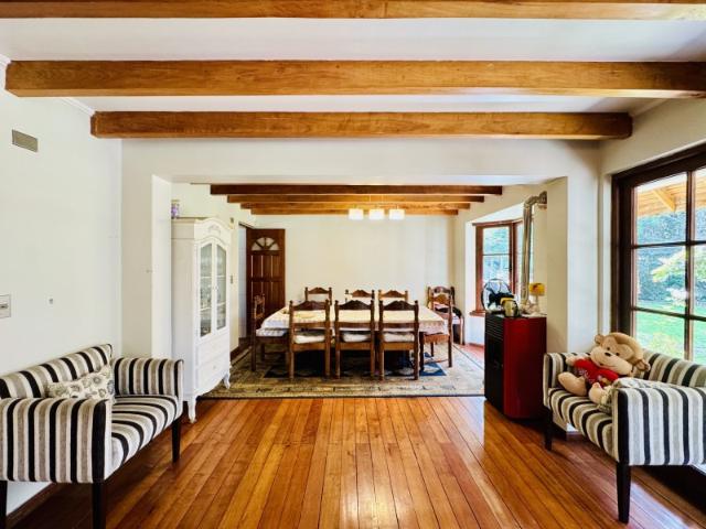 EXCLUSIVA CASA EN VENTA
