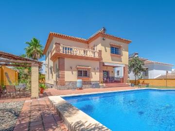 Exclusiva casa en venta Alhaurín el Grande, España