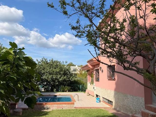 Exclusiva casa en venta Casares, España