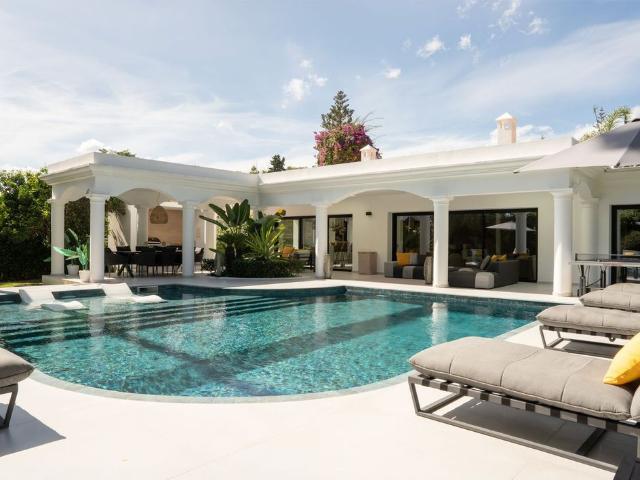 Exclusiva casa en venta El Paraíso, Andalucía