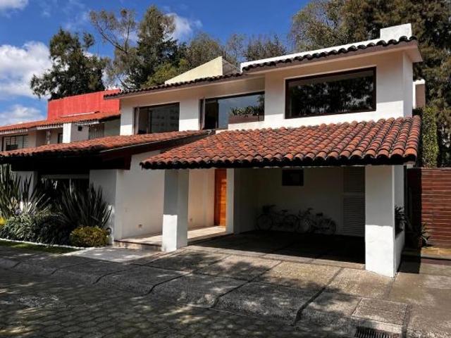 Exclusiva Casa en Venta en Lomas de Memetla