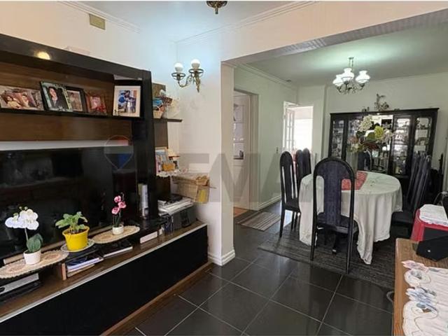 Exclusiva casa en venta en lomas san sebastián | 4 dormitorios por 240000. 00 en Concepción
