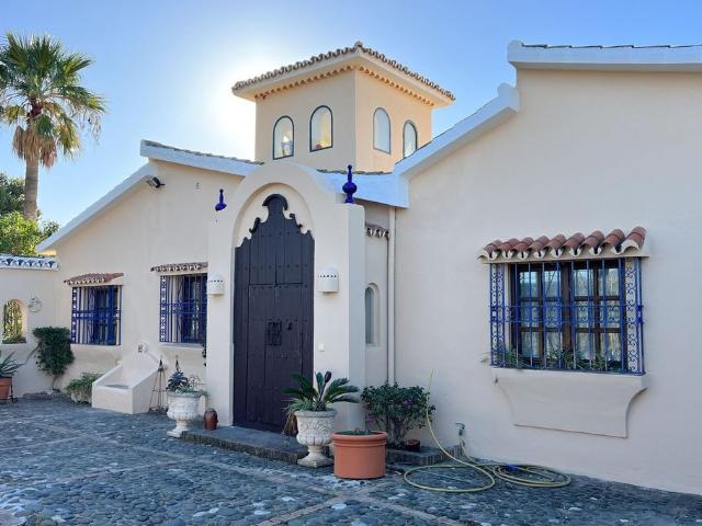 Casa en venta Estepona, Andalucía