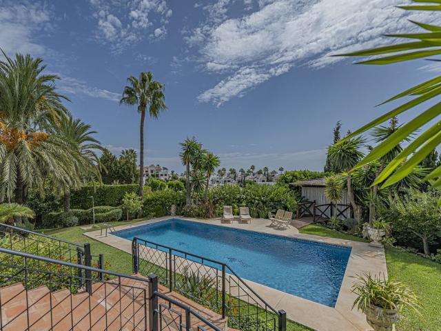 Exclusiva casa en venta Estepona, Andalucía