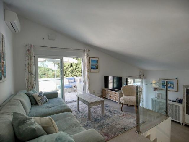 Casa de alto standing en venta Estepona, España