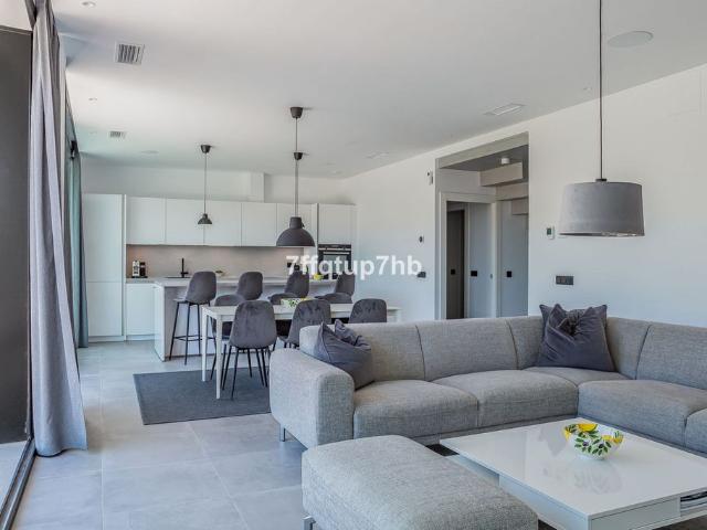 Exclusiva casa en venta Estepona, España