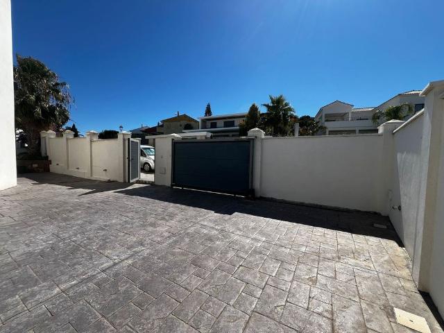 Exclusiva casa en venta Estepona, España