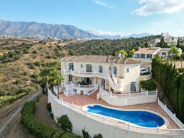Exclusiva casa en venta Mijas, España