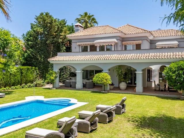 Exclusiva casa en venta Nueva Andalucia, Andalucía