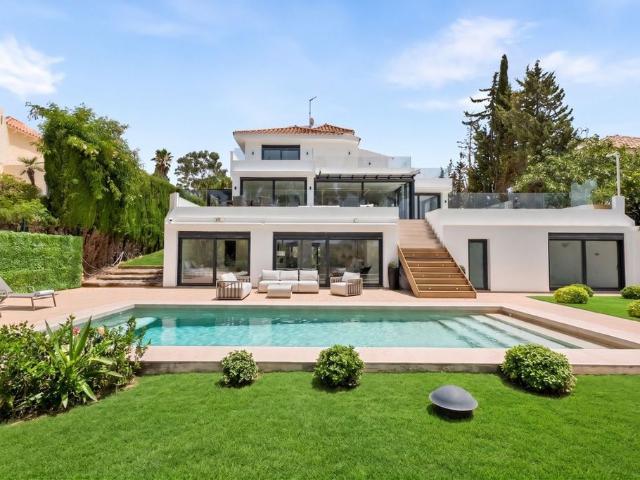 Exclusiva casa en venta Nueva Andalucia, Andalucía