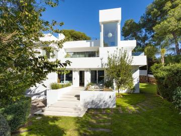 Exclusiva casa en venta Nueva Andalucia, España