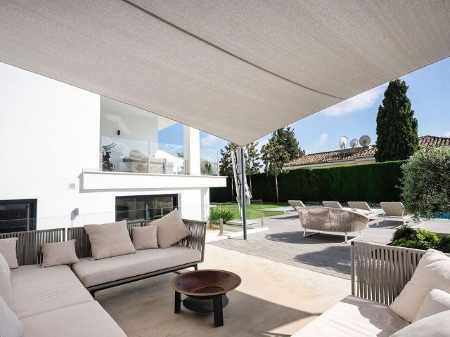 Exclusiva casa en venta Nueva Andalucia, España