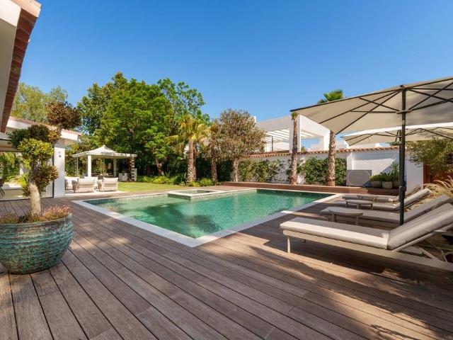 Exclusiva casa en venta Puerto Banús, España