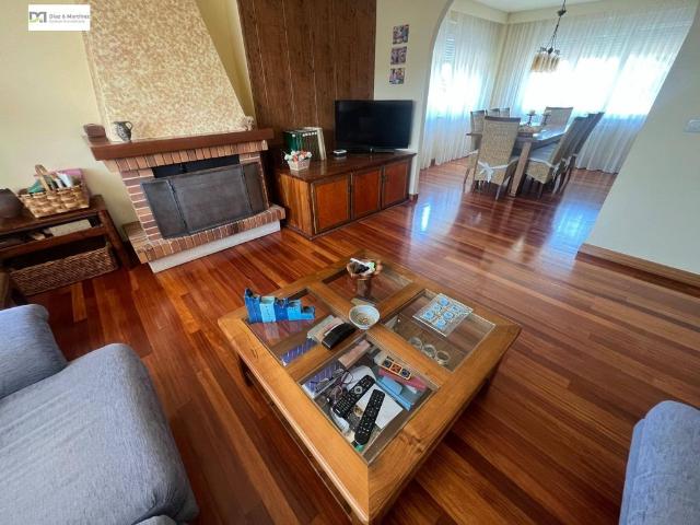 Exclusiva casa en venta Santovenia de Valdoncina, España