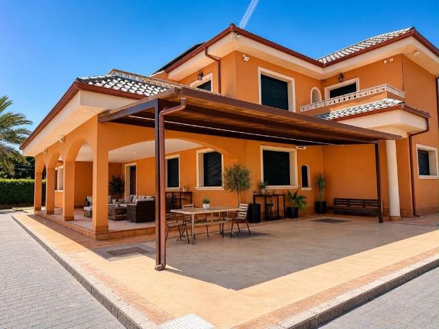 Exclusiva casa en alquiler Elche, Comunidad Valenciana