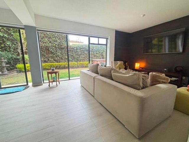 Exclusiva Casa en Condominio con Doble Seguridad en Paseos del Bosque