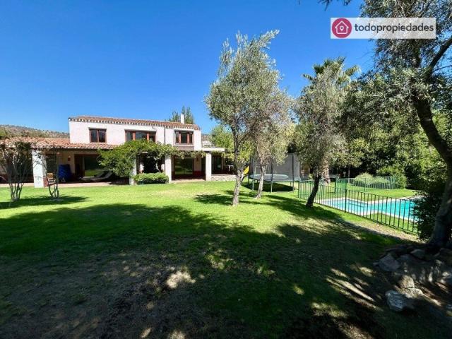 Exclusiva casa en Condominio Piedra Roja