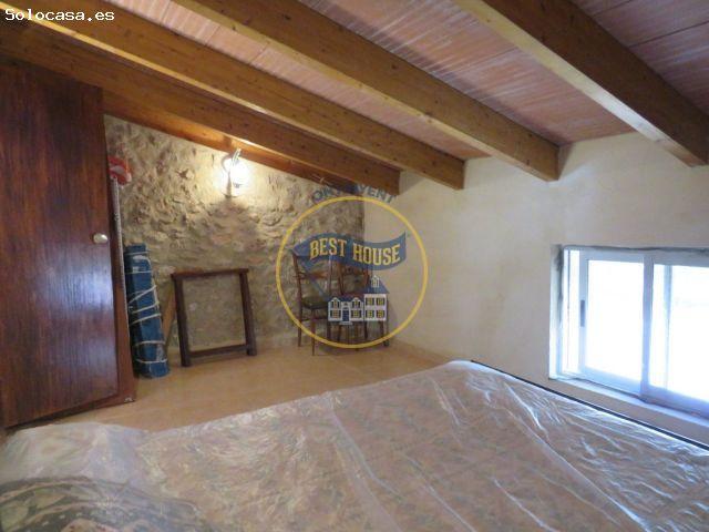 EXCLUSIVA CASA EN EL CASCO ANTIGUO DE MONTESA
