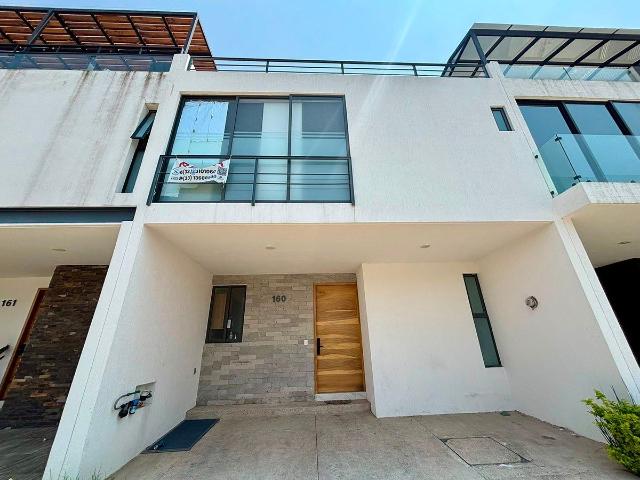 Exclusiva Casa en Renta en Coto Savia Central | Confort para tu familia