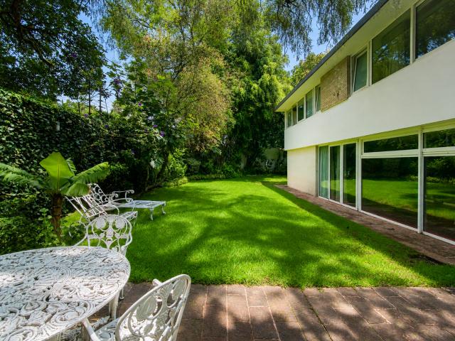 Exclusiva Casa en Renta en Lomas de Chapultepec | Lujo, Amplitud y Gran Jardín