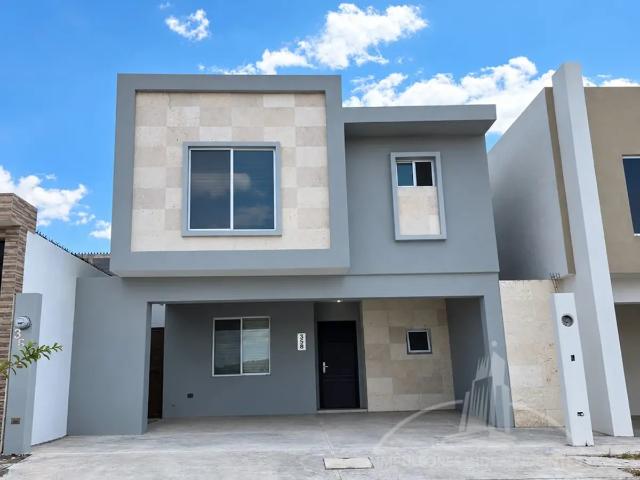 Exclusiva Casa en Renta en Lomas del Valle II Ramos, Totalmente Equipada y Lista para Estrenar