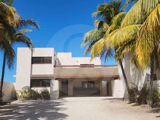 Exclusiva Casa frente al mar Completamente amueblada y equipada
